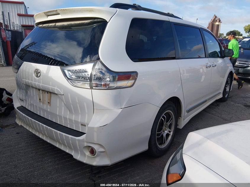 2015 Toyota Sienna VIN 5TDXK3DC0FS620058 IAAI salvage auction — NORMAL WEAR, Clear (Kansas), sold $4,625 on 2026-07-29 (photo 4)