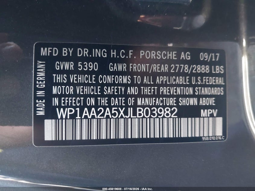 2018 Porsche Macan VIN WP1AA2A5XJLB03982 IAAI salvage auction — SIDE, Salvage Title, sold $4,600 on 2026-08-19 (photo 9)