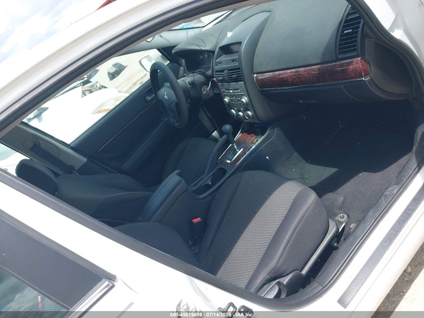 2012 Mitsubishi Galant VIN 4A32B3FF3CE010610 IAAI salvage auction — NORMAL WEAR, Original (Texas), sold $1,000 on 2026-08-03 (photo 5)