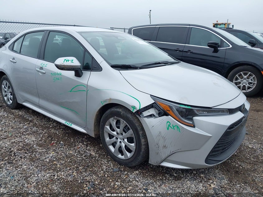 2025 Toyota Corolla VIN 5YFB4MDE7SP267753 IAAI salvage auction — RIGHT SIDE, Salvage Title, sold $12,100 on 2026-07-21 (photo 6)