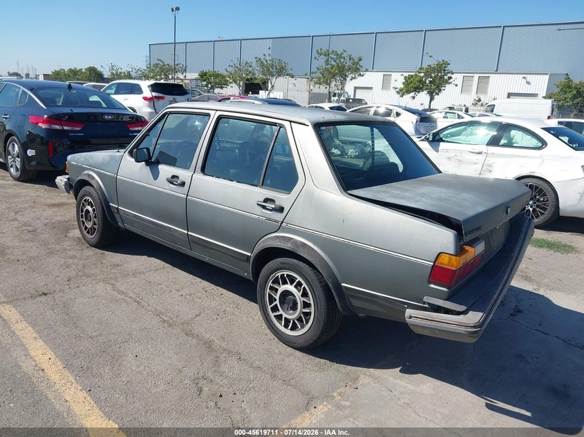 1984 Volkswagen Jetta VIN WVWGB0160EW133891 IAAI salvage auction — FRONT & REAR, Salvage (California), sold $150 on 2026-08-10 (photo 3)