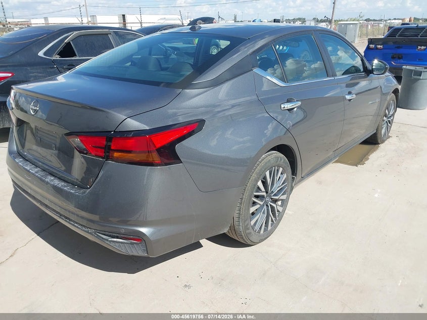 2025 Nissan Altima VIN 1N4BL4DV9SN403936 IAAI salvage auction — FRONT END, Salvage Title, sold $9,300 on 2026-07-18 (photo 4)