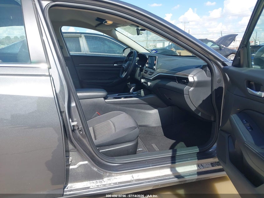 2025 Nissan Altima VIN 1N4BL4DV9SN403936 IAAI salvage auction — FRONT END, Salvage Title, sold $9,300 on 2026-07-18 (photo 5)