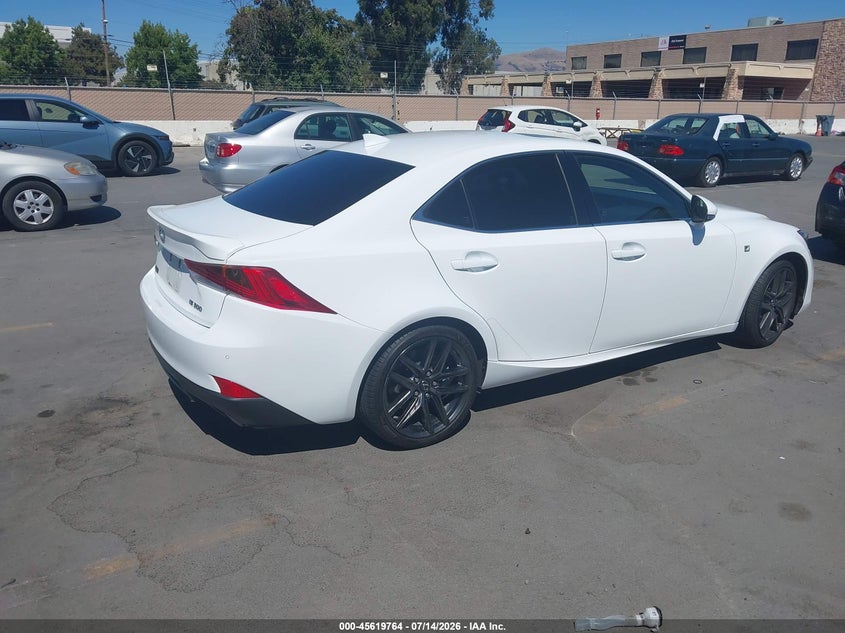 2018 Lexus Is VIN JTHBA1D25J5062018 IAAI salvage auction — SIDE, Salvage Title, sold $6,600 on 2026-07-25 (photo 4)