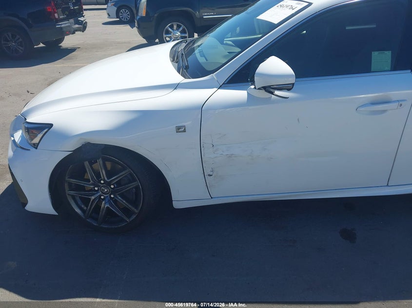 2018 Lexus Is VIN JTHBA1D25J5062018 IAAI salvage auction — SIDE, Salvage Title, sold $6,600 on 2026-07-25 (photo 6)