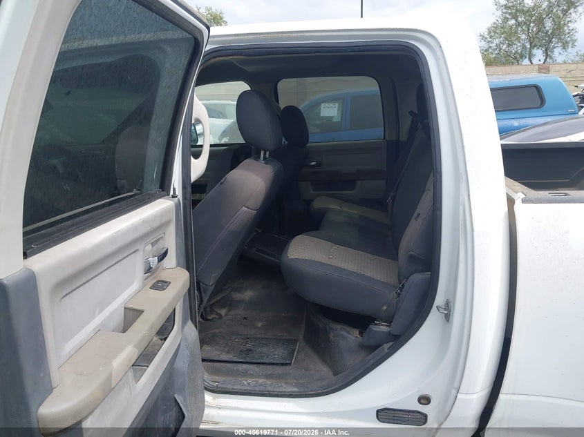2012 Dodge 3500 VIN 3C63DPHL8CG196351 IAAI salvage auction — THEFT, Salvage Title, sold $2,750 on 2026-07-24 (photo 8)