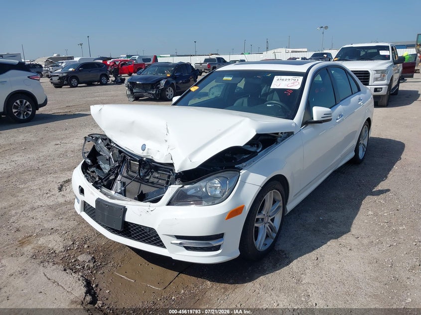 2014 Mercedes-benz C-klasse VIN WDDGF4HB2EG231321 IAAI salvage auction — FRONT END, Original (Texas), sold $1,800 on 2026-08-20 (photo 2)