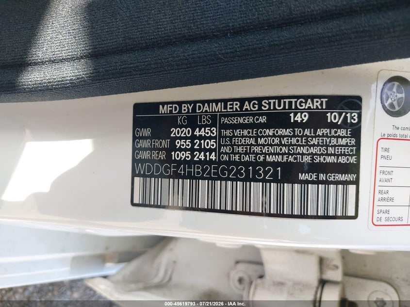 2014 Mercedes-benz C-klasse VIN WDDGF4HB2EG231321 IAAI salvage auction — FRONT END, Original (Texas), sold $1,800 on 2026-08-20 (photo 9)
