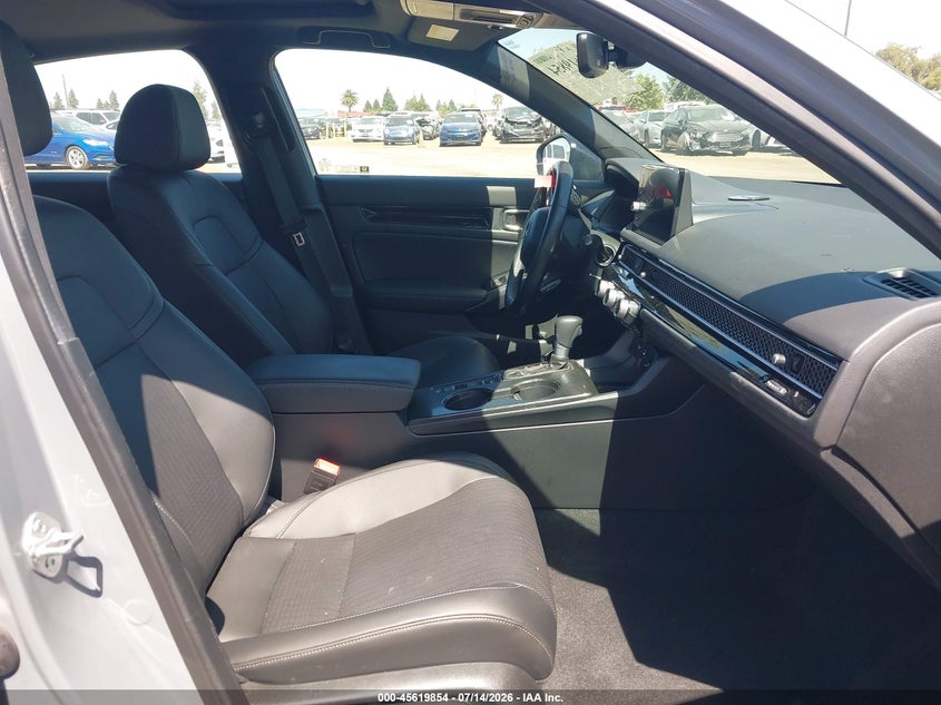 2025 Honda Civic VIN 19XFL4H97SE017173 IAAI salvage auction — LEFT FRONT, Salvage (California), sold $10,200 on 2026-07-28 (photo 5)