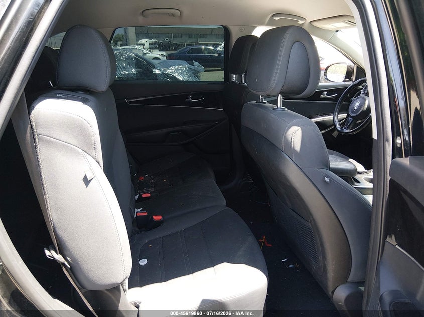 2016 Kia Sorento VIN 5XYPG4A37GG120487 IAAI salvage auction — LEFT REAR, Salvage (California), sold $900 on 2026-07-28 (photo 8)