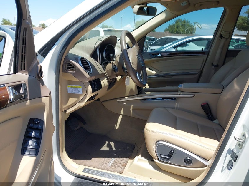 2009 Mercedes-benz Ml-class VIN 4JGBB72E19A454863 IAAI salvage auction — REAR END, Salvage Certificate (California), sold $3,150 on 2026-07-31 (photo 5)