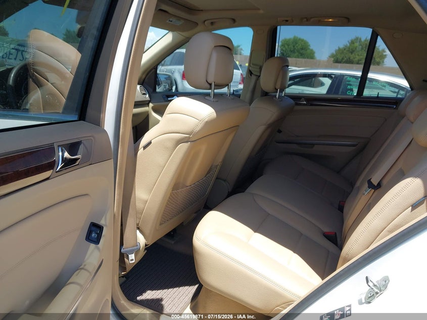 2009 Mercedes-benz Ml-class VIN 4JGBB72E19A454863 IAAI salvage auction — REAR END, Salvage Certificate (California), sold $3,150 on 2026-07-31 (photo 8)