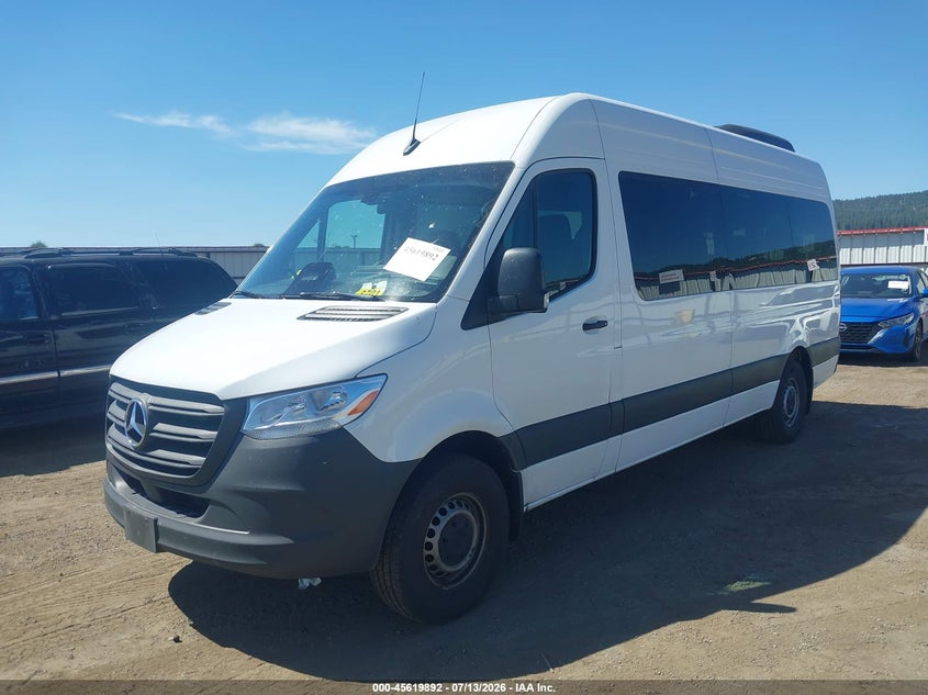2026 Mercedes-benz Sprinter VIN W1Z4KGHYXTT605152 IAAI salvage auction — REAR END, Salvage Title, sold $33,650 on 2026-07-15 (photo 2)