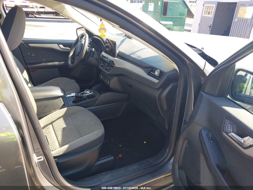 2021 Ford Escape VIN 1FMCU9BZ9MUB26496 IAAI salvage auction — FRONT END, Salvage Title, sold $2,900 on 2026-08-15 (photo 5)