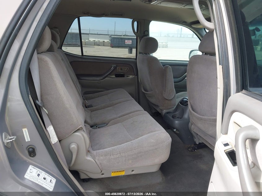 2002 Toyota Sequoia VIN 5TDZT34A72S115424 IAAI salvage auction — NORMAL WEAR, Clear - Dealer Only (California), sold $25 on 2026-07-29 (photo 8)