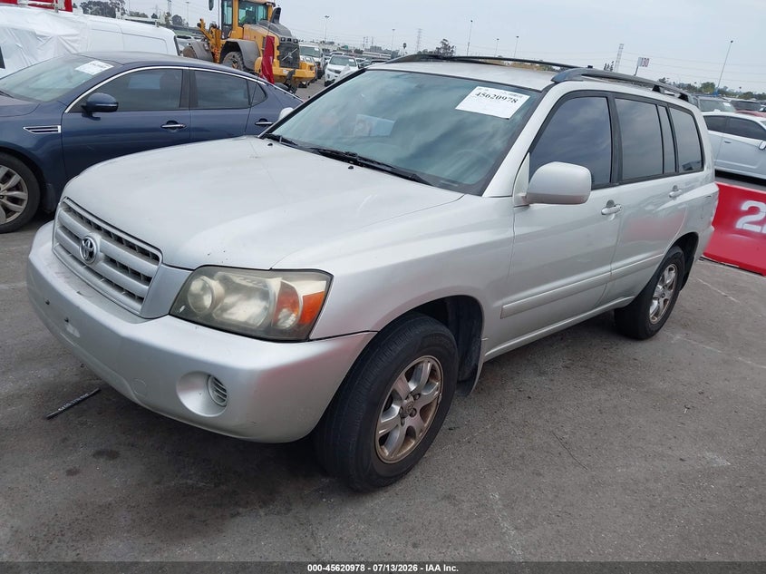 2004 Toyota Highlander VIN JTEGP21A340041754 IAAI salvage auction — NORMAL WEAR, Clear - Dealer Only (California), sold $300 on 2026-07-18 (photo 2)