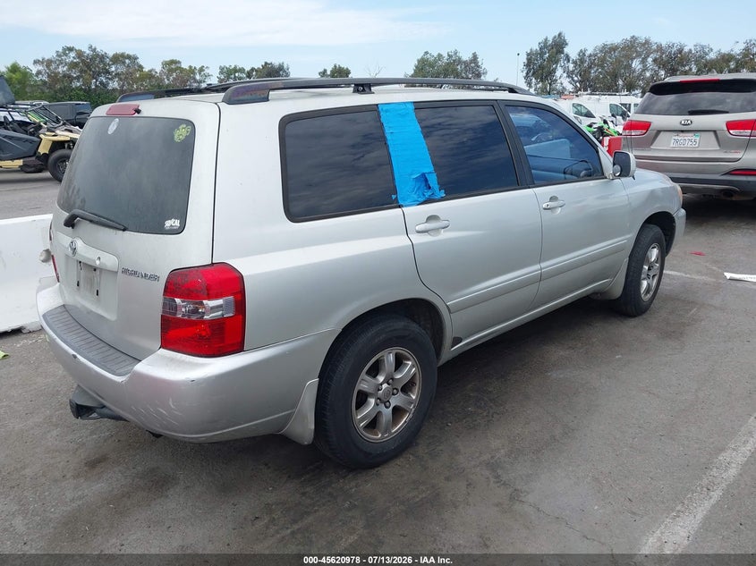 2004 Toyota Highlander VIN JTEGP21A340041754 IAAI salvage auction — NORMAL WEAR, Clear - Dealer Only (California), sold $300 on 2026-07-18 (photo 4)