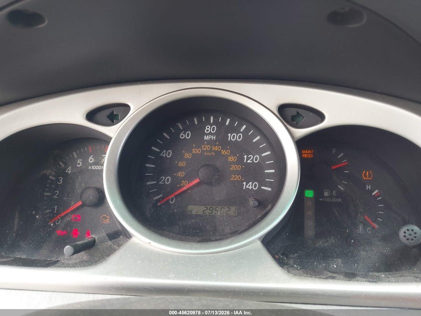 2004 Toyota Highlander VIN JTEGP21A340041754 IAAI salvage auction — NORMAL WEAR, Clear - Dealer Only (California), sold $300 on 2026-07-18 (photo 7)