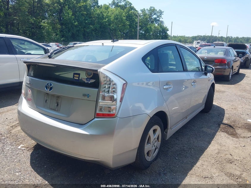2010 Toyota Prius VIN JTDKN3DU8A0064409 IAAI salvage auction — NORMAL WEAR, Clear (Virginia), sold $1,100 on 2026-07-29 (photo 4)