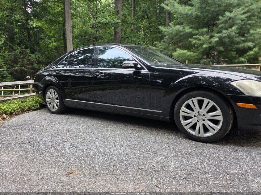 2009 Mercedes-benz S class VIN WDDNG86X79A265158 IAAI salvage auction — BIO HAZARD, Clear-Dealer Only (West Virginia), sold $375 on 2026-07-28 (photo 1)
