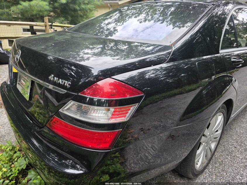 2009 Mercedes-benz S class VIN WDDNG86X79A265158 IAAI salvage auction — BIO HAZARD, Clear-Dealer Only (West Virginia), sold $375 on 2026-07-28 (photo 4)