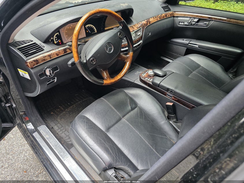 2009 Mercedes-benz S class VIN WDDNG86X79A265158 IAAI salvage auction — BIO HAZARD, Clear-Dealer Only (West Virginia), sold $375 on 2026-07-28 (photo 5)