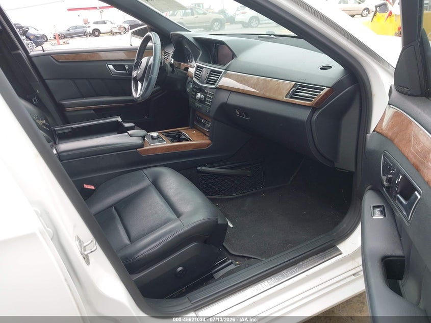 2013 Mercedes-benz E-klasse VIN WDDHF5KB4DA762170 IAAI salvage auction — NORMAL WEAR, Clear - Dealer Only (California), sold $625 on 2026-07-30 (photo 5)