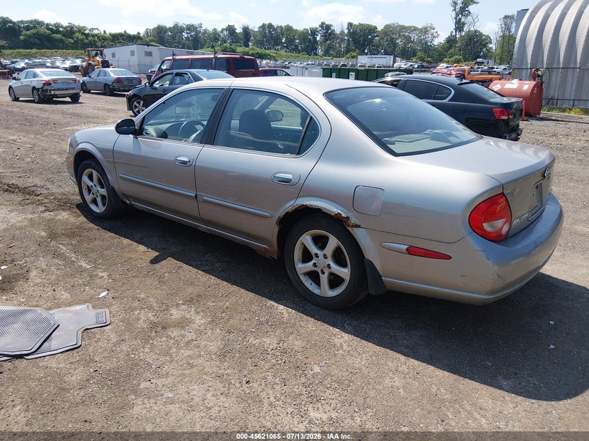 2001 Nissan Maxima VIN JN1CA31A71T311155 IAAI salvage auction — NORMAL WEAR, Clear (New Jersey), sold $400 on 2026-07-30 (photo 3)