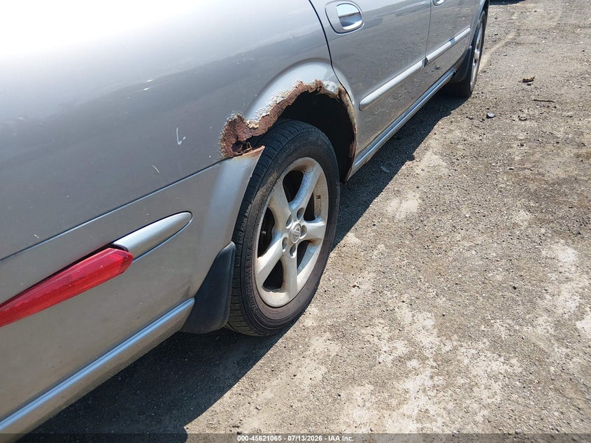 2001 Nissan Maxima VIN JN1CA31A71T311155 IAAI salvage auction — NORMAL WEAR, Clear (New Jersey), sold $400 on 2026-07-30 (photo 6)