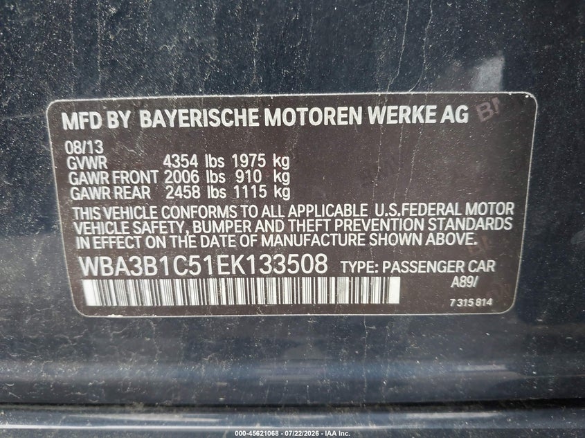 2014 BMW 3er VIN WBA3B1C51EK133508 IAAI salvage auction — NORMAL WEAR, Original (Maine), sold $450 on 2026-08-10 (photo 9)