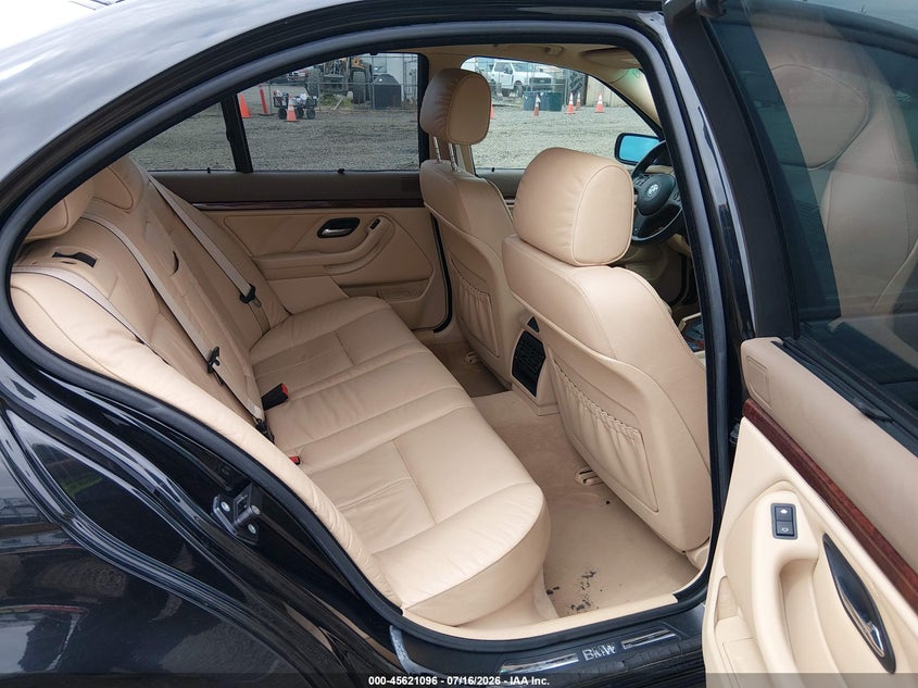 2002 BMW 5 series VIN WBADT63442CH90432 IAAI salvage auction — NORMAL WEAR, Clear - Public Restricted (Oregon), sold $4,200 on 2026-07-27 (photo 8)