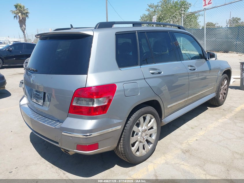 2010 Mercedes-benz Glk-class VIN WDCGG5GB5AF505491 IAAI salvage auction — LEFT FRONT, Salvage (California), sold $2,300 on 2026-08-02 (photo 4)