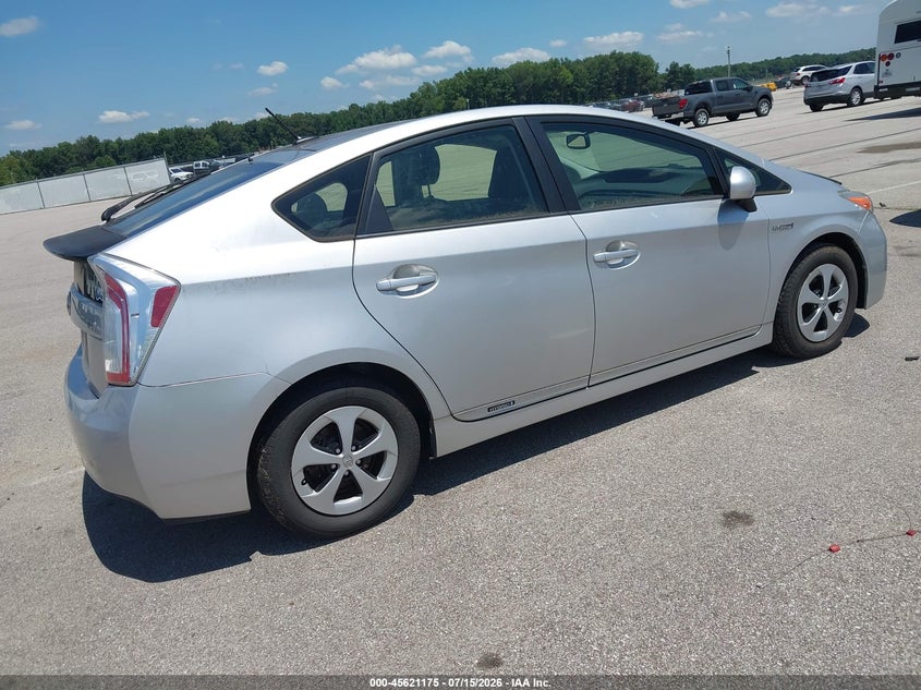 2012 Toyota Prius VIN JTDKN3DU5C1546610 IAAI salvage auction — NORMAL WEAR, Clear (Indiana), sold $275 on 2026-07-30 (photo 4)