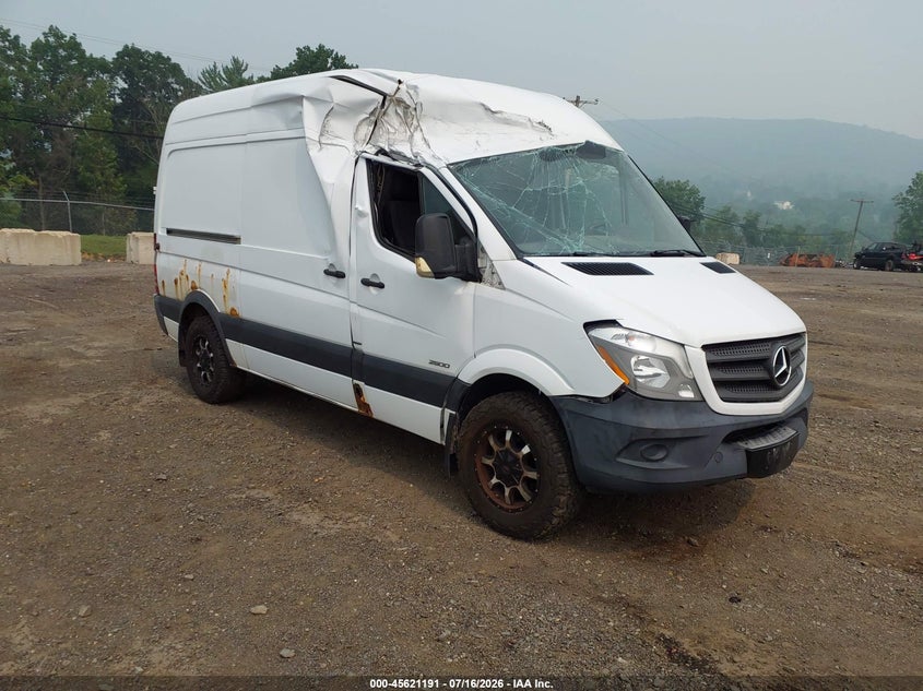 2016 Mercedes-benz Sprinter VIN WD3PE7CD4GP259710 IAAI salvage auction — NORMAL WEAR, Clear (New Jersey), sold $1,225 on 2026-07-30 (photo 1)
