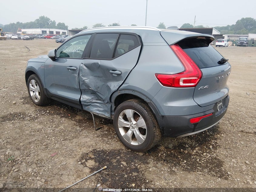2022 Volvo Xc40 VIN YV4162UK0N2763378 IAAI salvage auction — SIDE, Salvage (Ohio), sold $7,525 on 2026-08-19 (photo 3)
