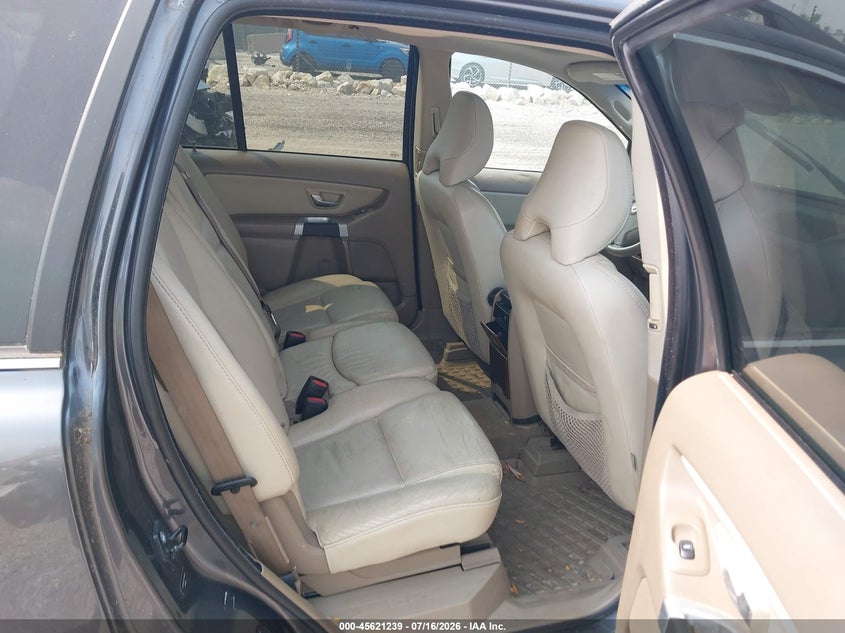 2007 Volvo Xc90 VIN YV4CZ982371396603 IAAI salvage auction — NORMAL WEAR, Clear (Illinois), sold $475 on 2026-07-22 (photo 8)