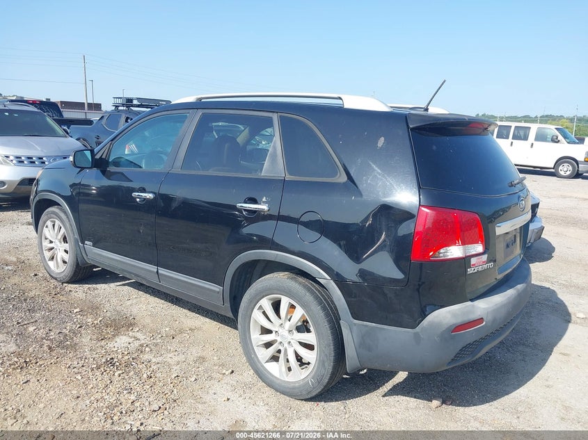 2011 Kia Sorento VIN 5XYKUDA2XBG123015 IAAI salvage auction — NORMAL WEAR, Clear - Public Restricted (Oklahoma), sold $250 on 2026-07-28 (photo 3)