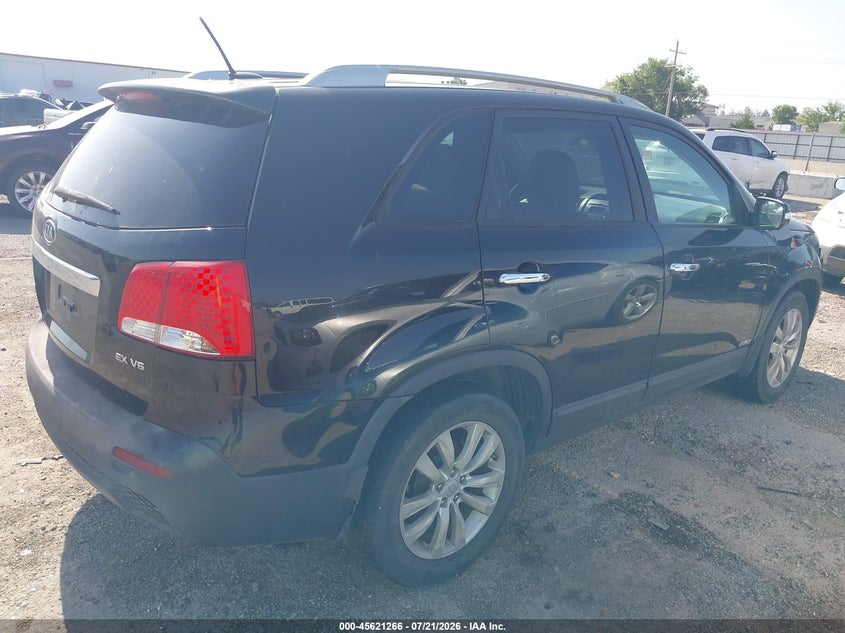 2011 Kia Sorento VIN 5XYKUDA2XBG123015 IAAI salvage auction — NORMAL WEAR, Clear - Public Restricted (Oklahoma), sold $250 on 2026-07-28 (photo 4)