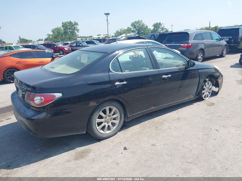 2004 Lexus Es 330 VIN JTHBA30G345042707 IAAI salvage auction — NORMAL WEAR, Clear (Illinois), sold $625 on 2026-07-20 (photo 4)