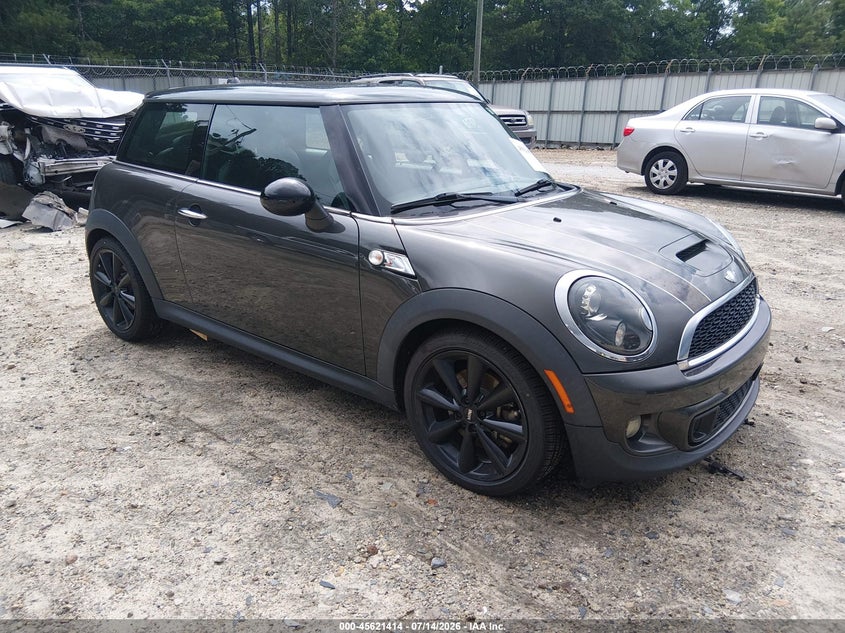 2012 Mini Cooper VIN WMWSV3C58CTY27411 IAAI salvage auction — NORMAL WEAR, Salvage Title, sold $200 on 2026-07-23 (photo 1)