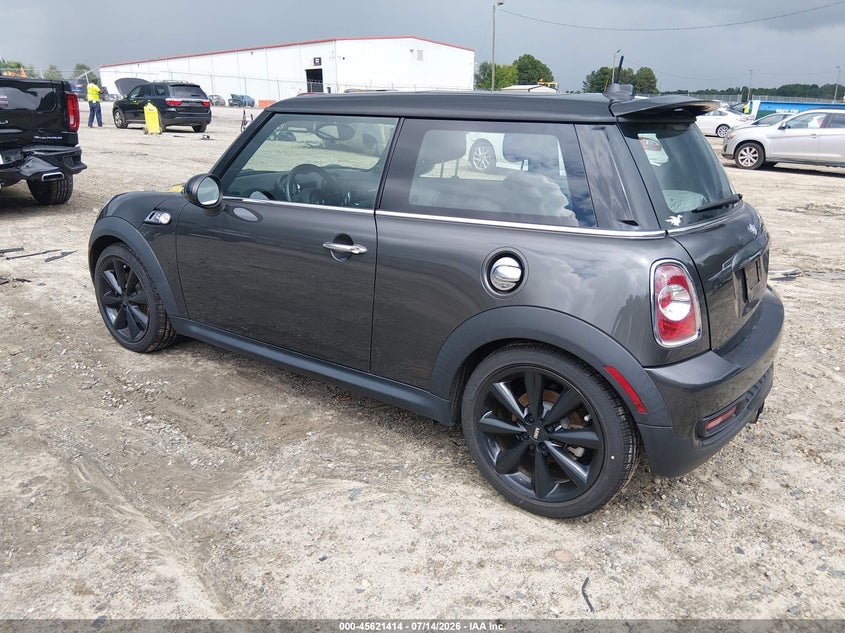 2012 Mini Cooper VIN WMWSV3C58CTY27411 IAAI salvage auction — NORMAL WEAR, Salvage Title, sold $200 on 2026-07-23 (photo 3)