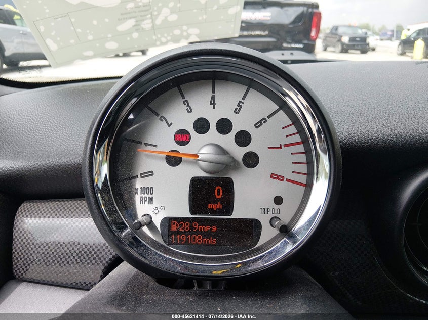 2012 Mini Cooper VIN WMWSV3C58CTY27411 IAAI salvage auction — NORMAL WEAR, Salvage Title, sold $200 on 2026-07-23 (photo 7)