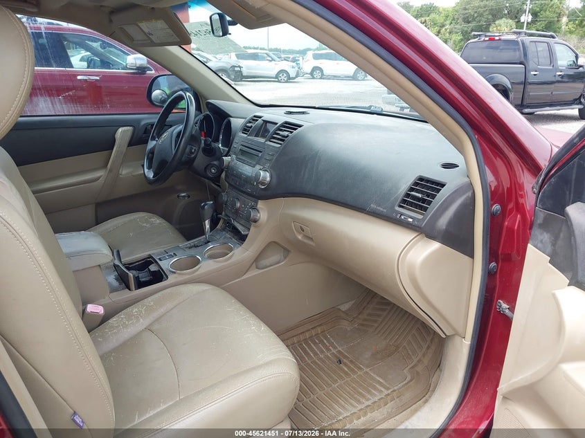 2008 Toyota Highlander VIN JTEDS41A282048296 IAAI salvage auction — NORMAL WEAR, Clear (Florida), sold $400 on 2026-07-22 (photo 5)