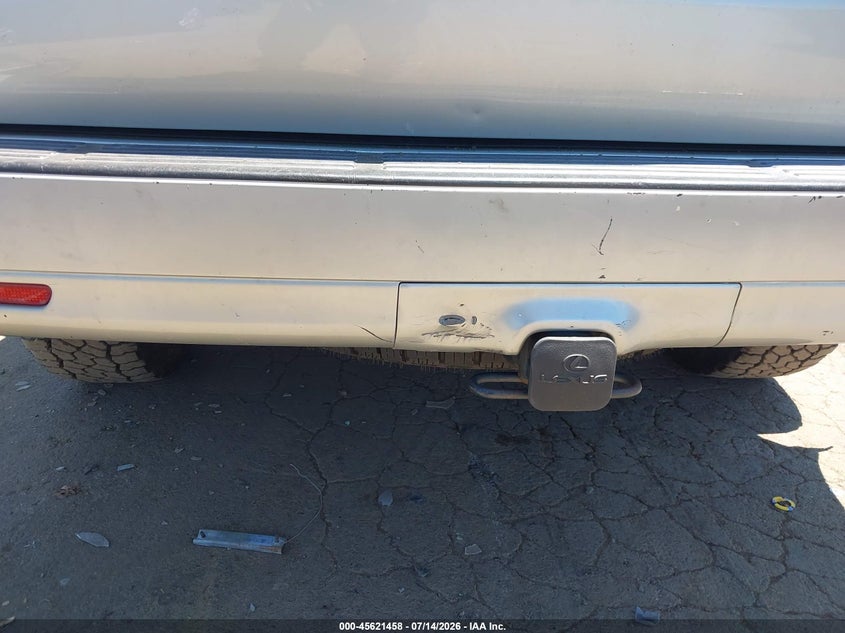 2003 Lexus Gx 470 VIN JTJBT20X030009971 IAAI salvage auction — NORMAL WEAR, Clear - Dealer Only (California), sold $3,300 on 2026-07-22 (photo 6)