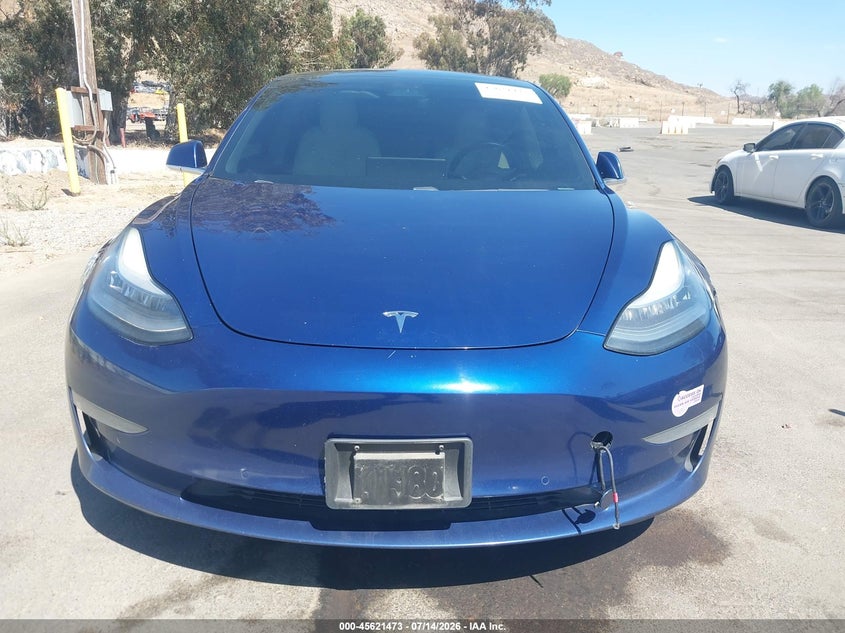 2019 Tesla Model 3 VIN 5YJ3E1EB4KF421478 IAAI salvage auction — NORMAL WEAR, Clear (California), sold $25 on 2026-07-21 (photo 6)