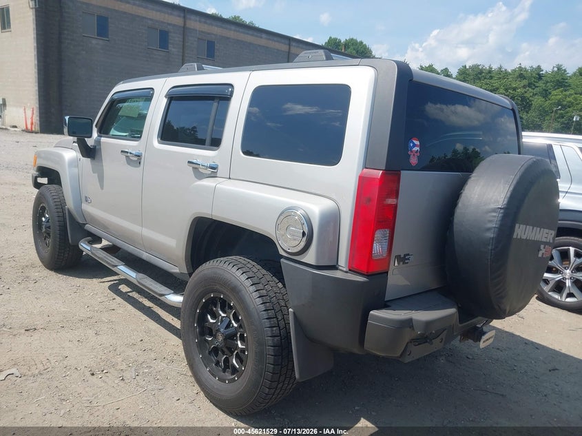 2007 Hummer H3 VIN 5GTDN13E078196199 IAAI salvage auction — NORMAL WEAR, Clear (Massachusetts), sold $1,475 on 2026-07-17 (photo 3)