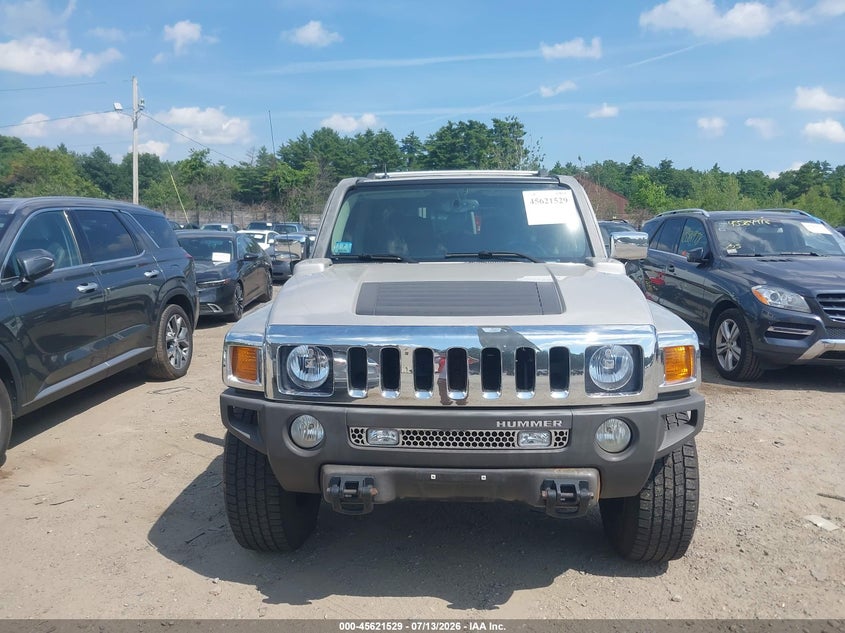 2007 Hummer H3 VIN 5GTDN13E078196199 IAAI salvage auction — NORMAL WEAR, Clear (Massachusetts), sold $1,475 on 2026-07-17 (photo 6)