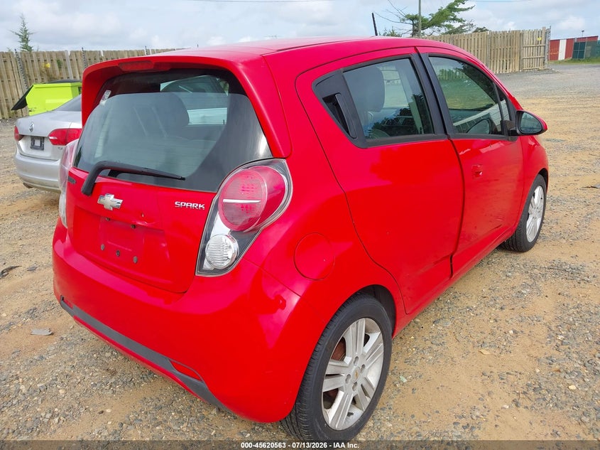2015 Chevrolet Spark VIN KL8CD6S95FC755130 IAAI salvage auction — NORMAL WEAR, Clear (Virginia), sold $675 on 2026-07-27 (photo 4)