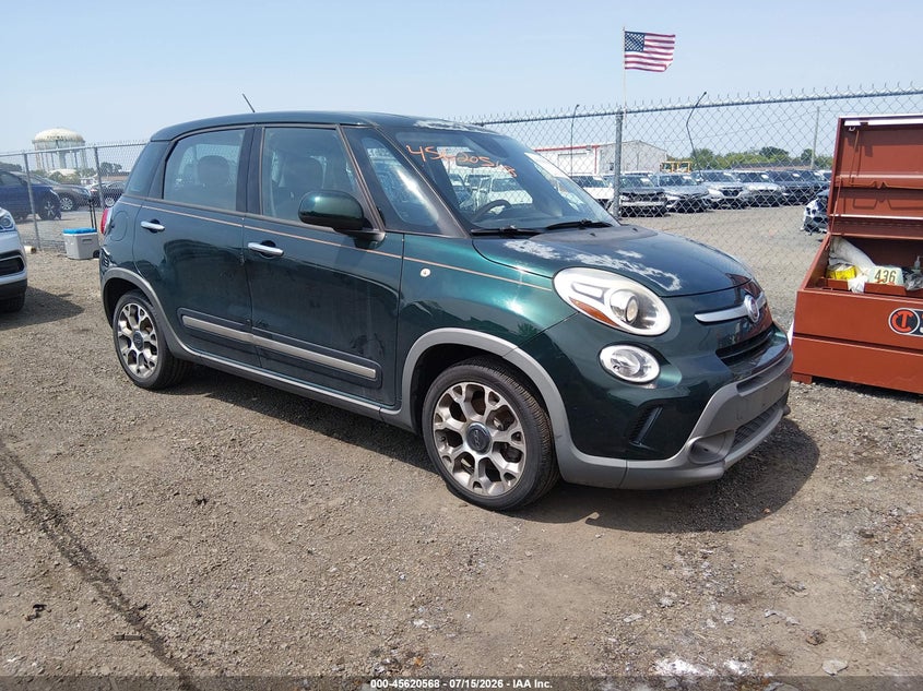 2014 Fiat 500l VIN ZFBCFADH6EZ021684 IAAI salvage auction — NORMAL WEAR, Clear (New Jersey), sold $525 on 2026-07-29 (photo 1)