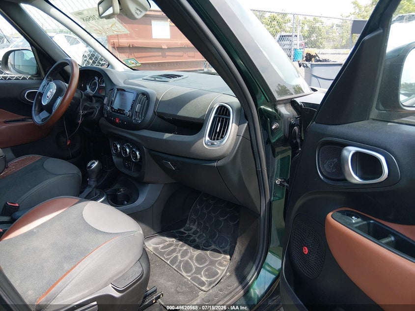 2014 Fiat 500l VIN ZFBCFADH6EZ021684 IAAI salvage auction — NORMAL WEAR, Clear (New Jersey), sold $525 on 2026-07-29 (photo 5)